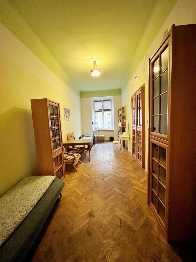 Old Town Rooms Wielopole Cracóvia Exterior foto