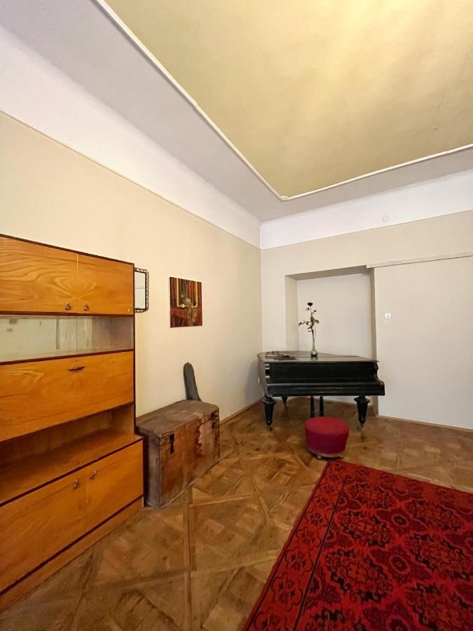 Old Town Rooms Wielopole Cracóvia Exterior foto